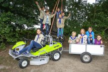 Scout kids in Kempen, Germany with the Grillo Climber S7